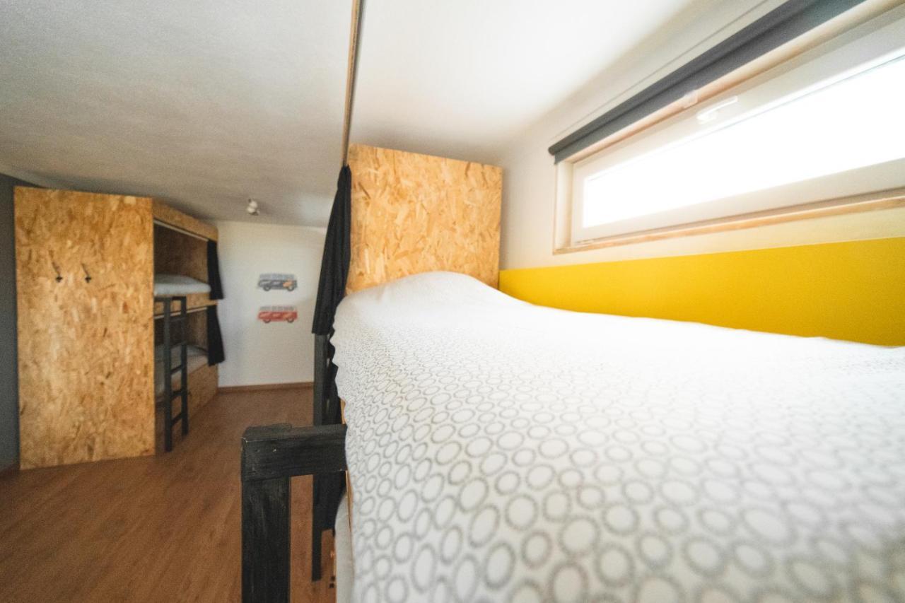 Gundi House Vandrehjem Ericeira Eksteriør billede