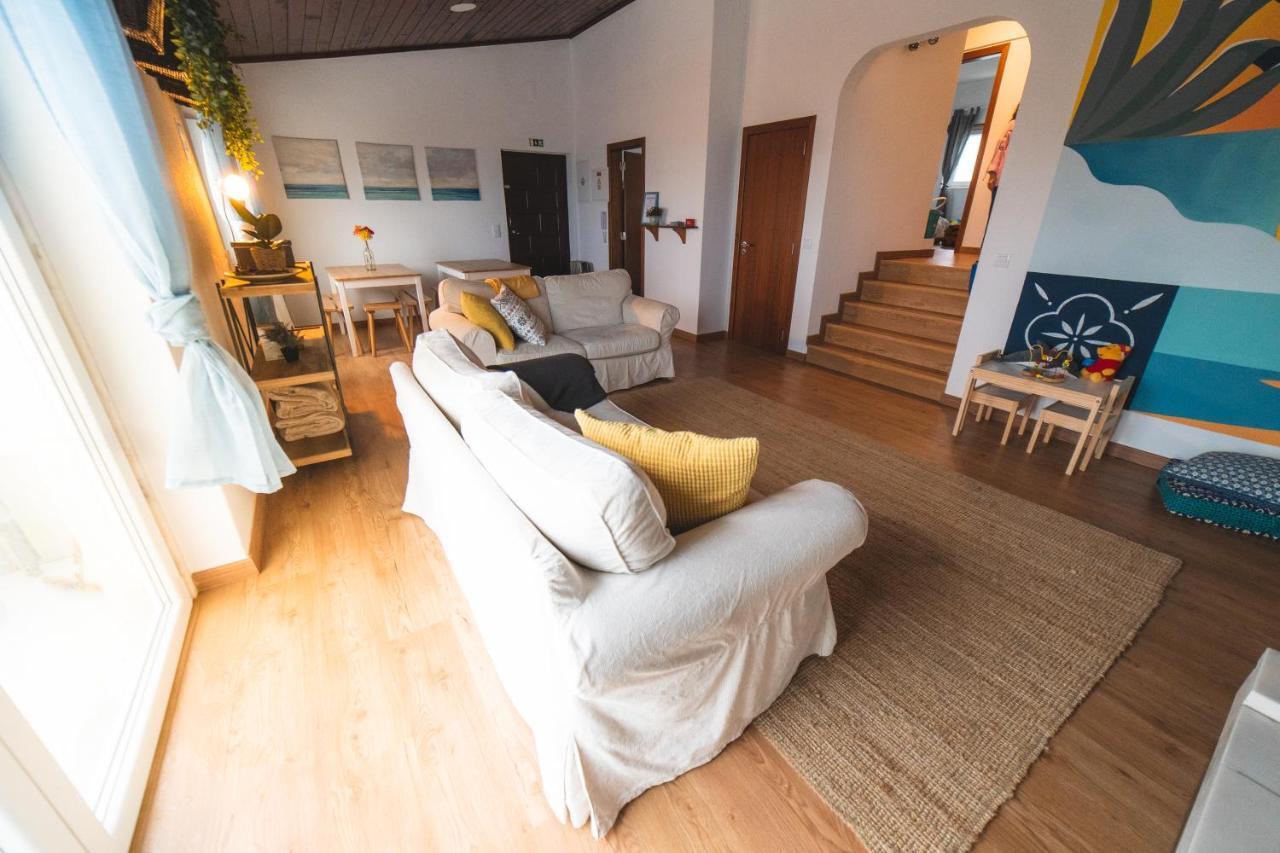 Gundi House Vandrehjem Ericeira Eksteriør billede