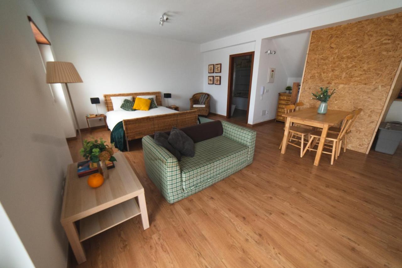 Gundi House Vandrehjem Ericeira Eksteriør billede