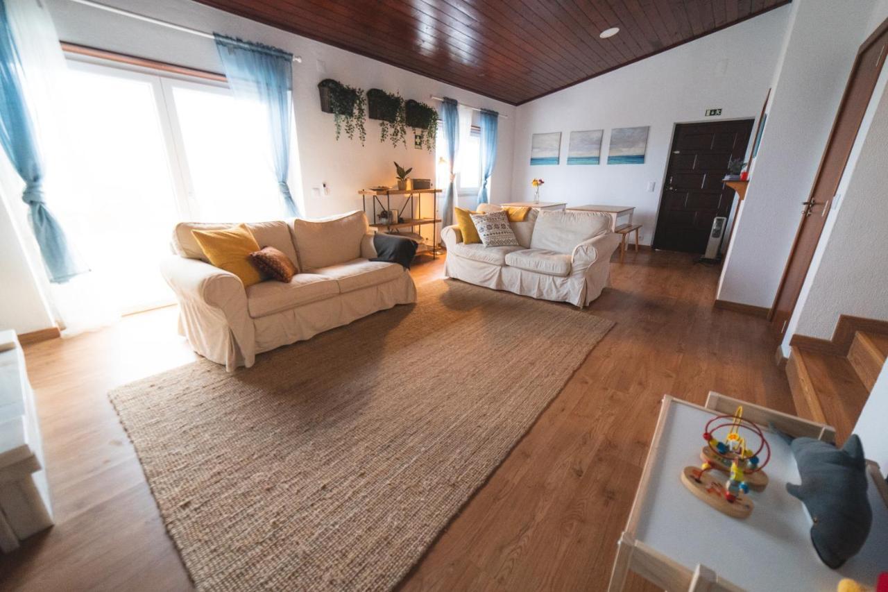 Gundi House Vandrehjem Ericeira Eksteriør billede